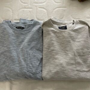 Lot 2 Long Sleeve Abercrombie & Fitch Top